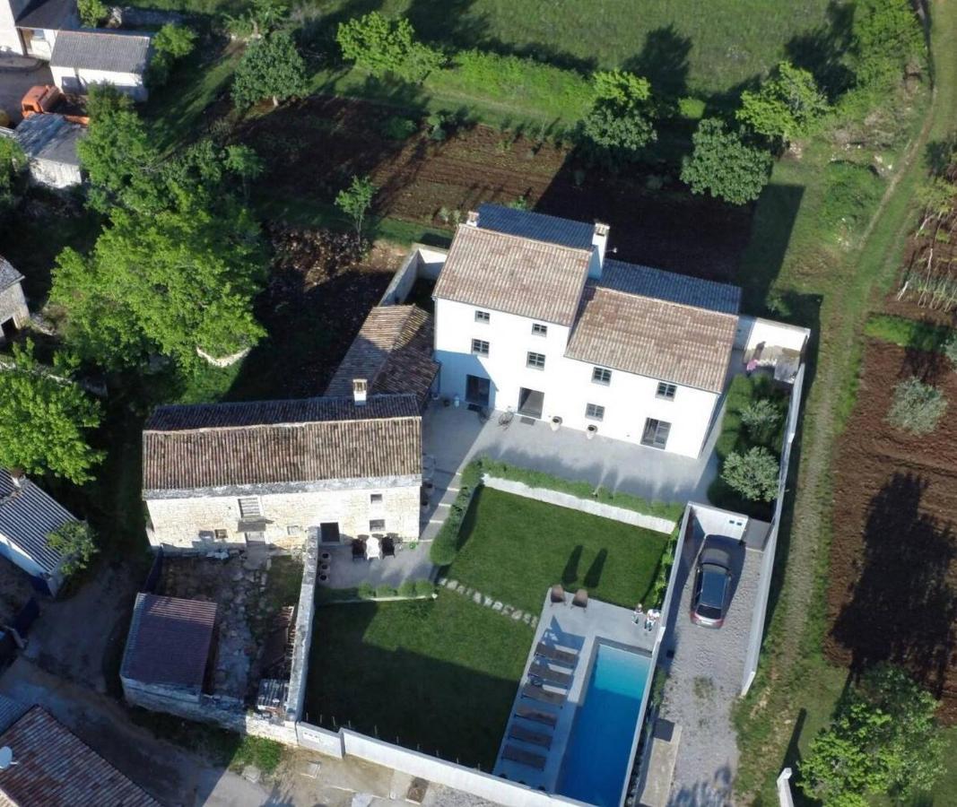 Br Villas By Rent Istria Radetici Экстерьер фото